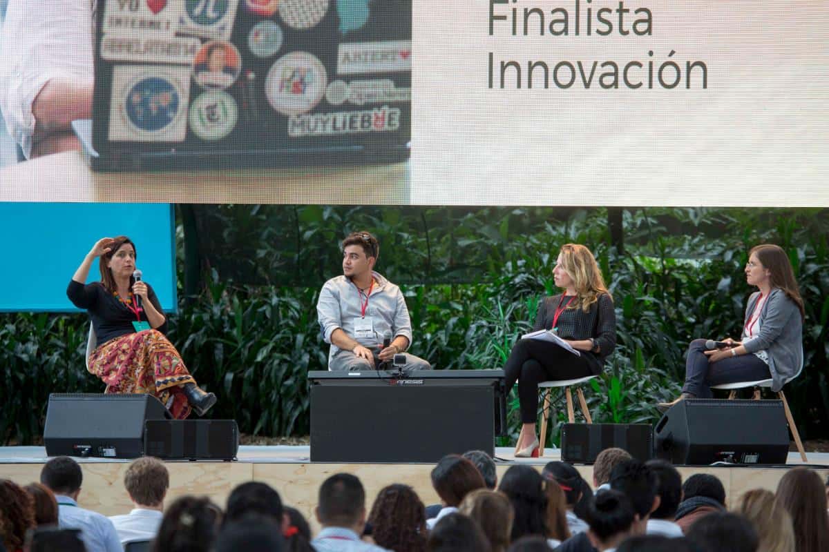 En el inicio del Festival, finalistas del Premio Gabo compartieron detalles de sus trabajos durante la maratón de las historias. David Estrada/FNPI