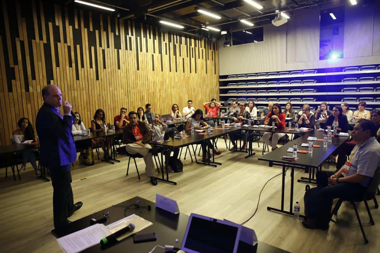 Taller con Alberto Bello sobre periodismo económico (Foto David Estrada(FNPI)