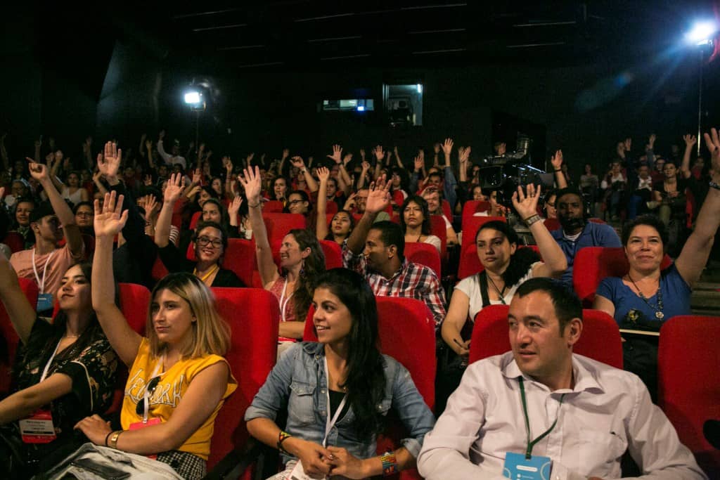 Asistentes a las charlas del Festival Gabo 2018 en el Parque Explora. Foto: David Estrada Larrañeta/FNPI.